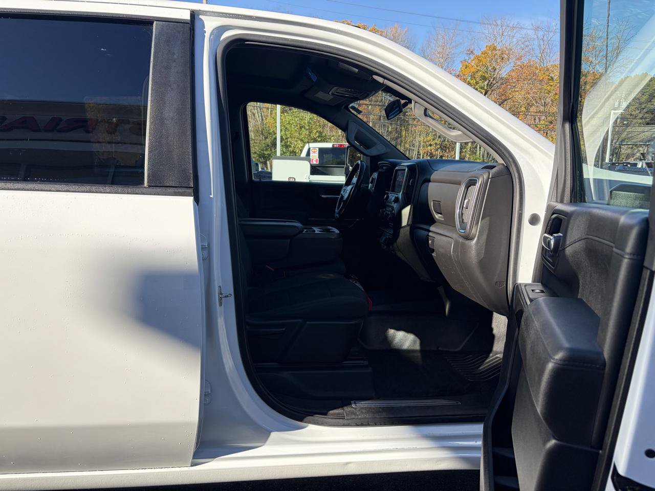 Used 2022 Chevrolet Silverado 3500 LT w/ Convenience Package AWD/4WD image 44