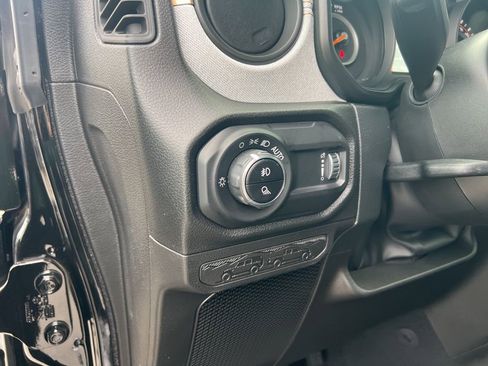 New 2026 Jeep Gladiator Sport image 23