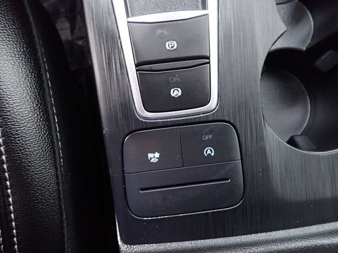 Used 2022 Ford Escape SEL FWD image 5