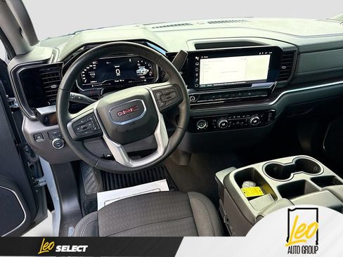Used 2024 GMC Sierra 1500 Elevation AWD/4WD image 24