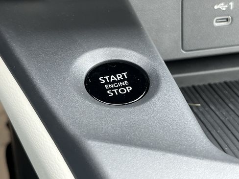 New 2026 Nissan Sentra SL FWD image 36