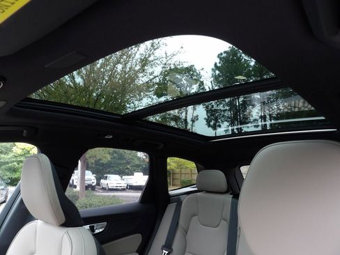 New 2026 Volvo XC60 B5 Plus w/ Protection Package Premier image 14