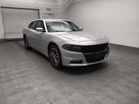 Used 2019 Dodge Charger SXT AWD/4WD image 13
