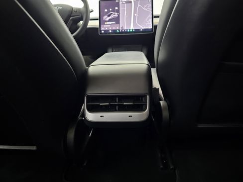 Used 2022 Tesla Model 3 Performance image 26