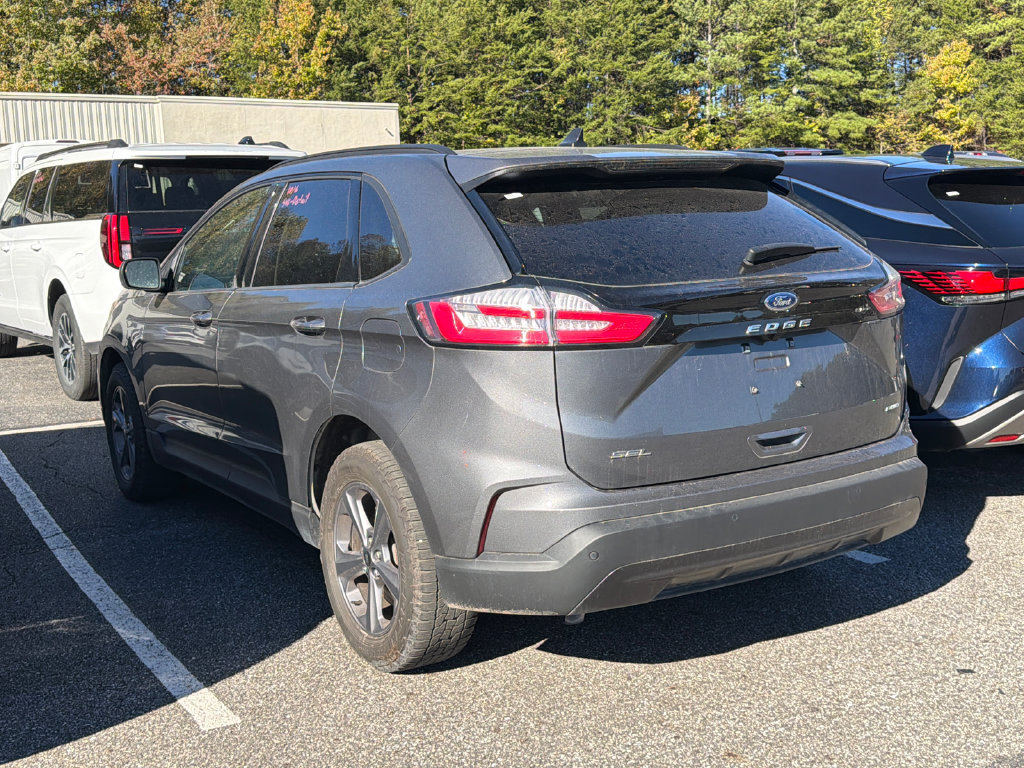 Used 2024 Ford Edge SEL w/ Sport Appearance Package AWD/4WD image 4