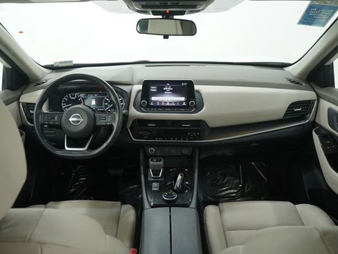 Used 2023 Nissan Rogue SV w/ SV Premium B Package image 14