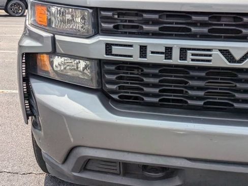 Used 2021 Chevrolet Silverado 1500 Custom AWD/4WD image 11