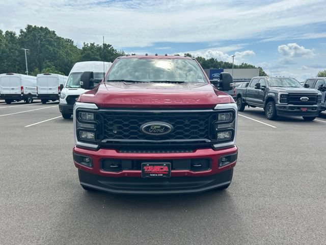 New 2026 Ford F350 Lariat w/ Black Appearance Package AWD/4WD image 2