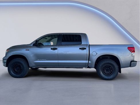 Used 2011 Toyota Tundra 2WD CrewMax w/ Tow Pkg image 3