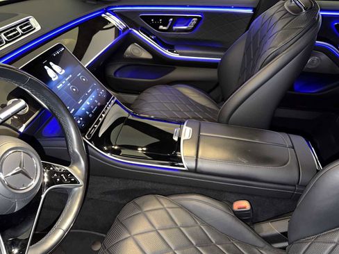 Used 2021 Mercedes-Benz S 580 S 580 image 19