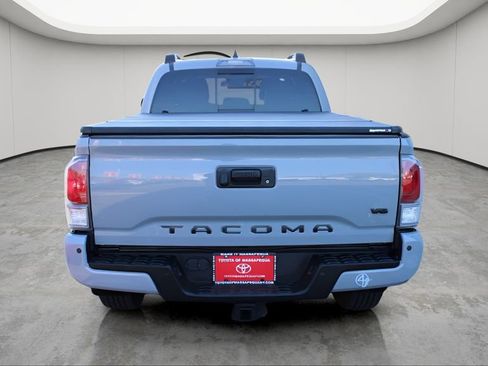 Certified 2021 Toyota Tacoma TRD Off-Road w/ TRD Premium Off Road Package AWD/4WD image 3
