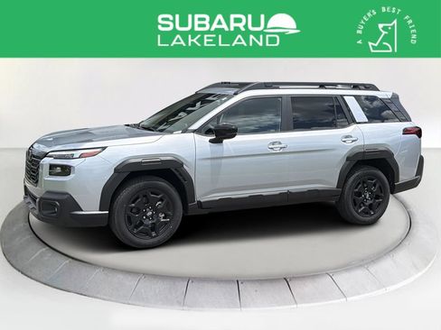 Certified 2026 Subaru Outback Limited AWD/4WD image 1