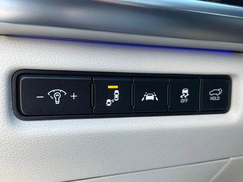 Used 2021 Kia Telluride SX w/ SX Prestige Package image 28