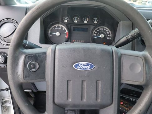 Used 2016 Ford F250 XL w/ Power Equipment Group AWD/4WD image 9