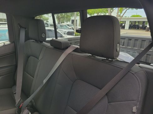 New 2026 GMC Canyon Elevation w/ Convenience Package RWD image 12