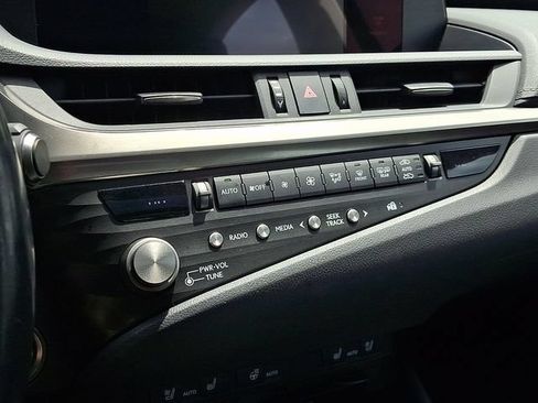 Used 2021 Lexus ES 350 w/ Premium Package FWD image 19
