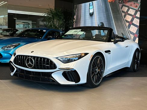 New 2026 Mercedes-Benz SL 63 AMG S e Performance 4MATIC image 7