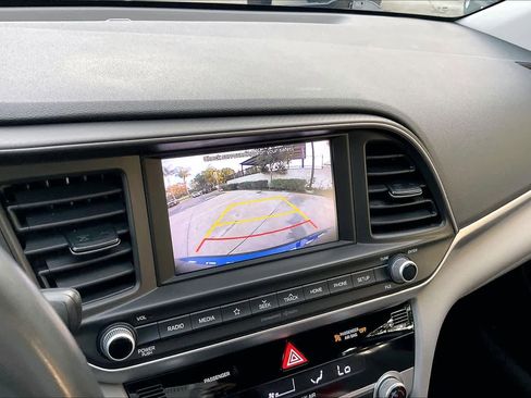 Used 2020 Hyundai Elantra Value Edition image 23