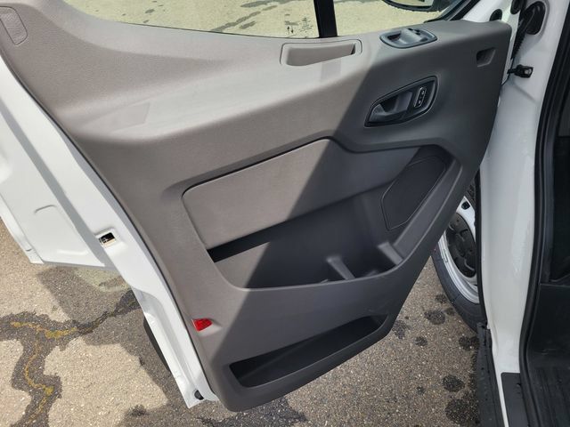 New 2026 Ford Transit 150 Low Roof RWD image 7