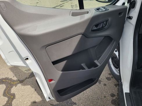 New 2026 Ford Transit 150 Low Roof RWD image 7