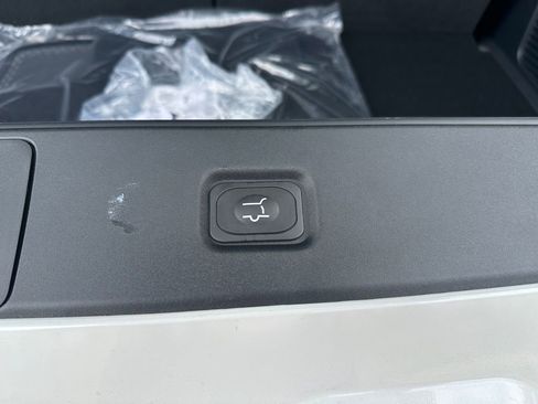 New 2026 Ford Expedition Active image 42