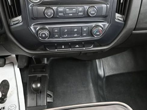 Used 2017 Chevrolet Silverado 1500 W/T AWD/4WD image 22