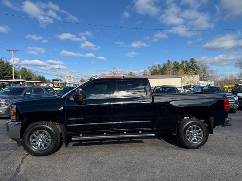 Used 2018 Chevrolet Silverado 2500 LTZ w/ Duramax Plus Package image 7