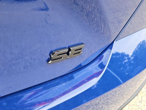 New 2026 Toyota Camry Hybrid AWD/4WD image 4