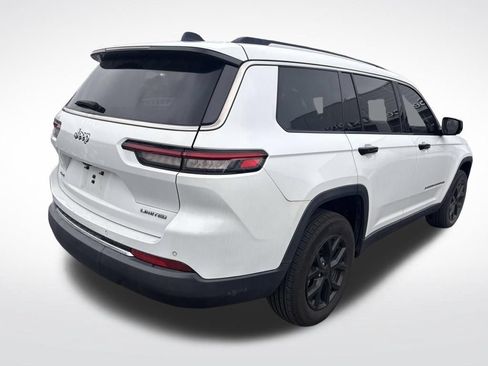 Used 2023 Jeep Grand Cherokee L Limited AWD/4WD image 6