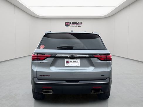 Used 2023 Chevrolet Traverse Premier w/ Redline Edition image 4