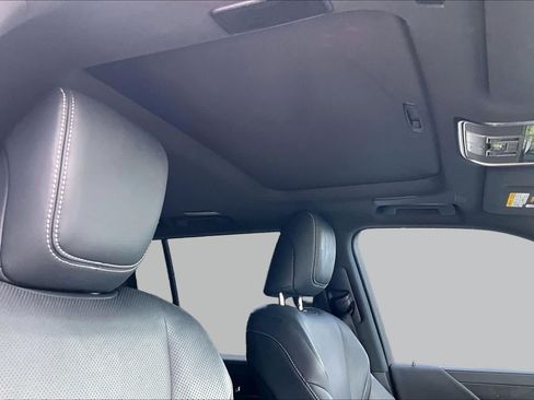 Used 2023 Lexus LX 600 4WD w/ Interior Upgrade Package image 14