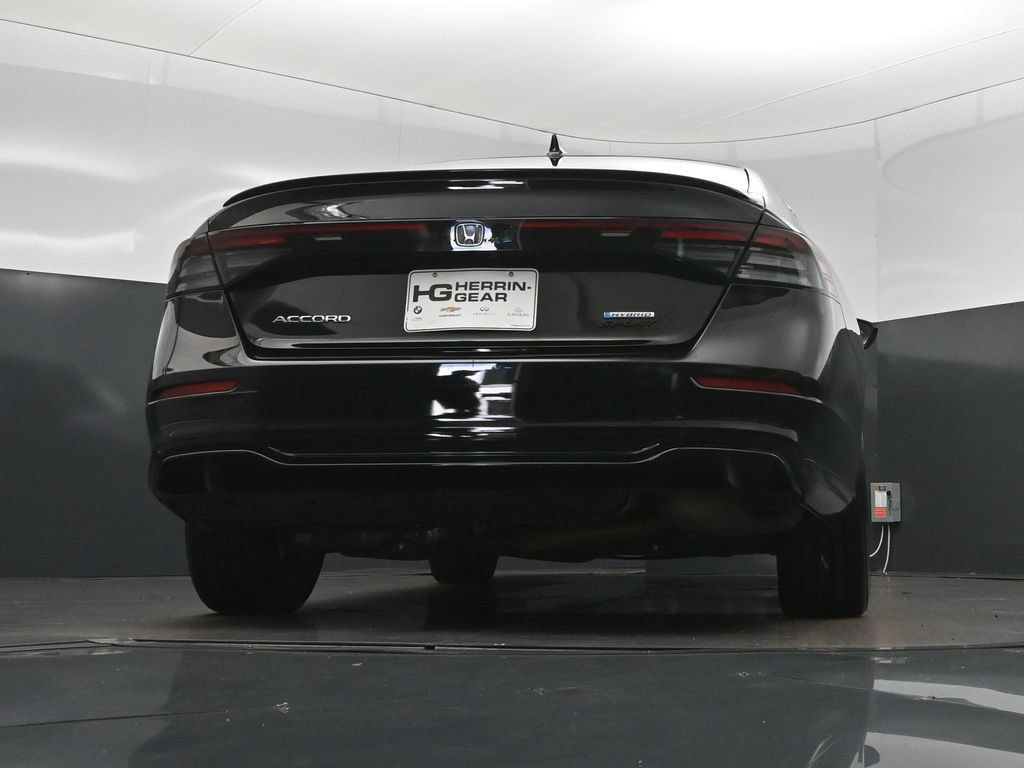 Used 2025 Honda Accord Sport image 41