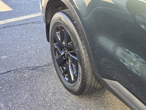 Used 2022 Kia Sorento S image 12