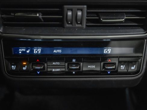 Used 2024 Lexus LX 600 4WD w/ Appearance Package image 36