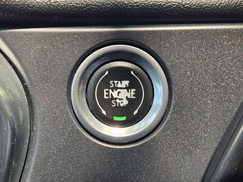 Used 2020 Chevrolet Blazer LT FWD image 22