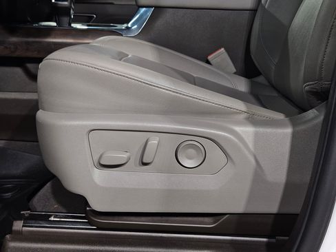 Used 2023 GMC Sierra 1500 SLT w/ SLT Premium Plus Package image 24