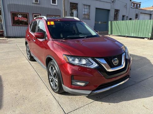Used 2018 Nissan Rogue SL w/ Premium Package image 1