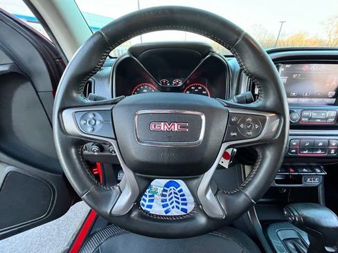 Used 2015 GMC Canyon SLE w/ All-Terrain Package image 29