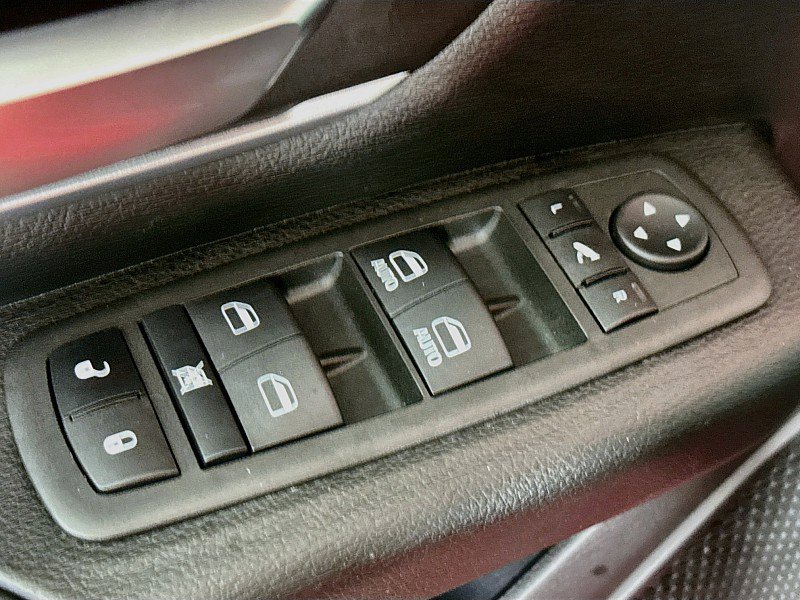 Used 2023 RAM 1500 Big Horn AWD/4WD image 18