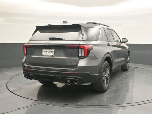 New 2026 Ford Explorer ST image 25