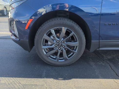 Certified 2023 Chevrolet Equinox RS w/ LPO, Floor Liner Package image 14