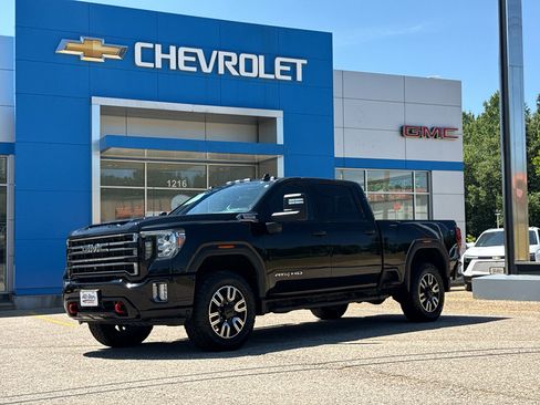Used 2020 GMC Sierra 2500 AT4 w/ AT4 Premium Package AWD/4WD image 19