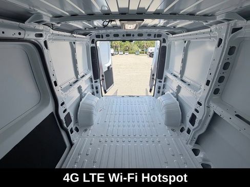 New 2026 RAM ProMaster 2500 w/ Premium Convenience Group FWD image 37