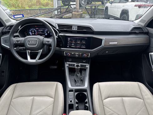 Used 2021 Audi Q3 2.0T Premium Plus w/ Premium Plus Package AWD/4WD image 10
