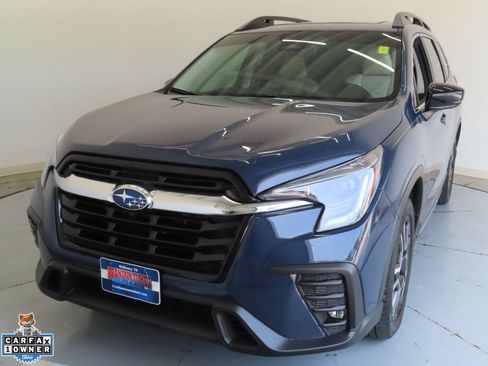 Used 2024 Subaru Ascent Limited w/ Technology Package AWD/4WD image 8