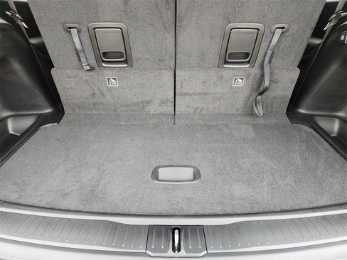 New 2025 Jeep Grand Cherokee L Laredo image 26