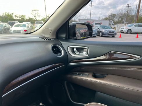Used 2019 INFINITI QX60 Luxe w/ Sensory Package AWD/4WD image 19