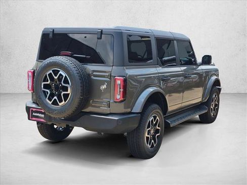 New 2026 Ford Bronco Outer Banks AWD/4WD image 2