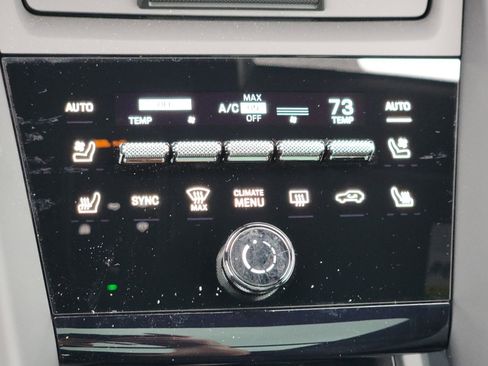 Used 2024 Porsche Macan 4 Electric image 23