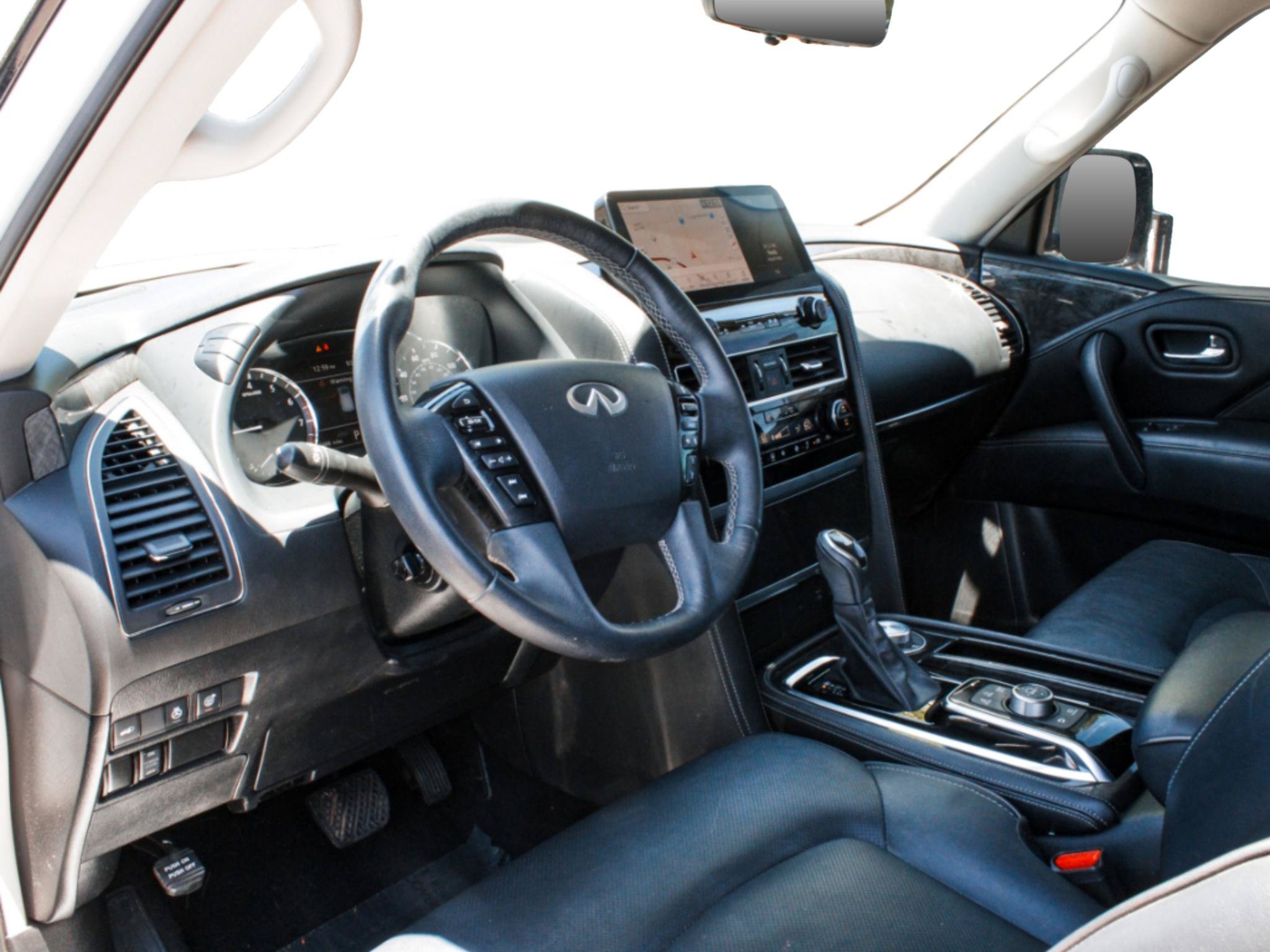 Used 2023 INFINITI QX80 Luxe w/ Cargo Package AWD/4WD image 8